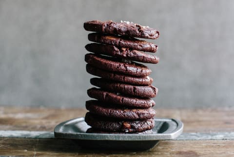 stack of chocolate cookies