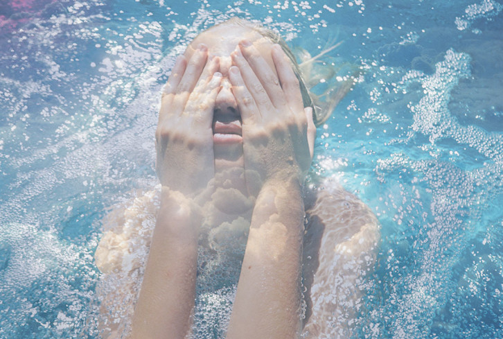Mercury Retrograde Nears: Here's How To Navigate Its Tricky "Shadow Period"