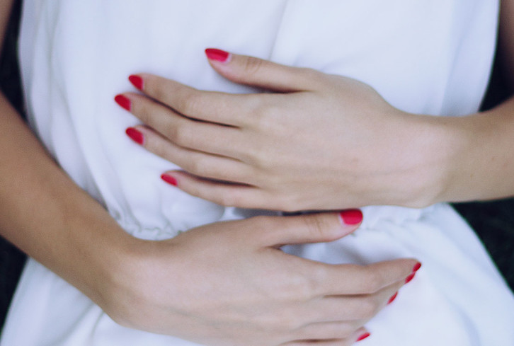 This Is Exactly How Anxiety Can Harm Your Gut Microbiome, From A Therapist