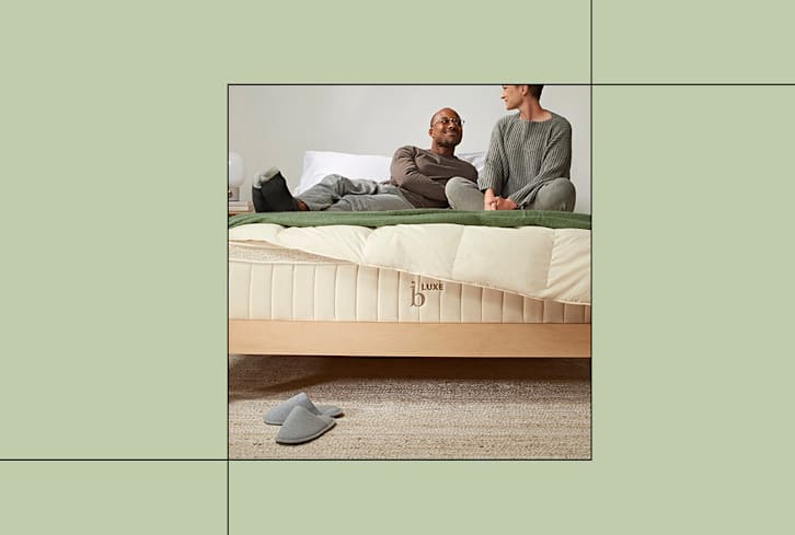 The Best Mattresses For Athletes For Better Sleep & Faster Recovery
