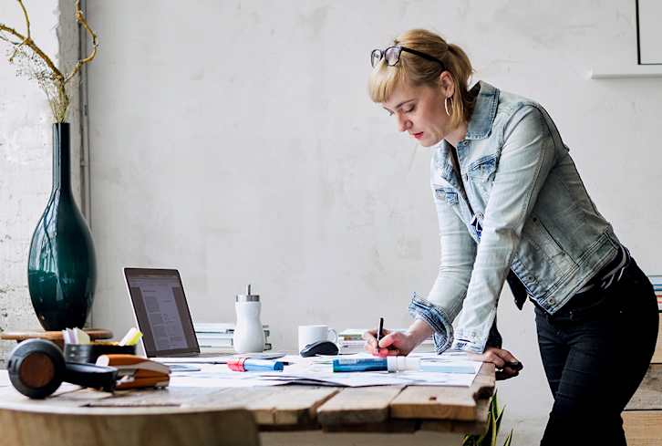 Feeling Workplace Burnout? 5 Ways To Increase Happiness While You Work