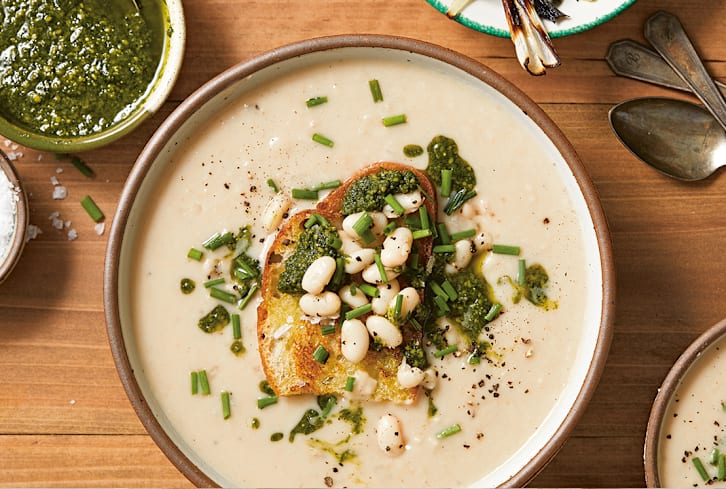 This Is The Easiest Vegetarian Bean Soup Recipe Ever — And It's Anything But Bland