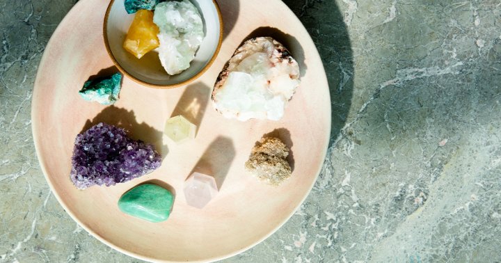 4 Ways To Incorporate Crystals Into Your Skin Care Routine
