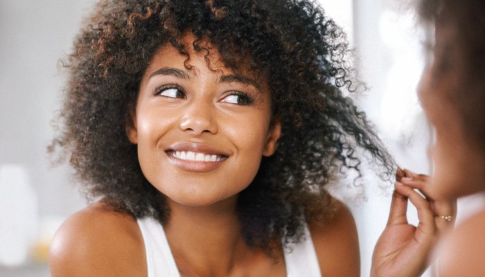 How To Use Witch Hazel For Strong Hair & A Healthy Scalp 1