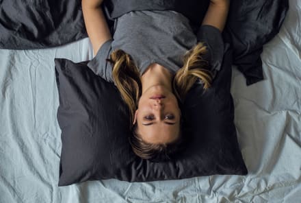 Can’t Fall Back Asleep? Here’s What A Sleep Expert Suggests You Try