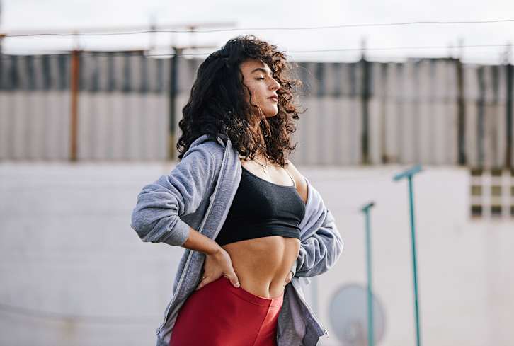 This Challenging Yoga Technique Fires Up The Abs & Digestion