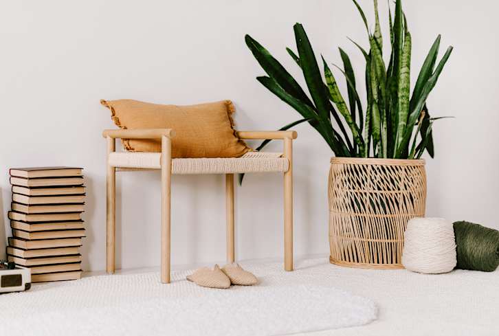 What Rooms Your Books Should Go In, According To Feng Shui