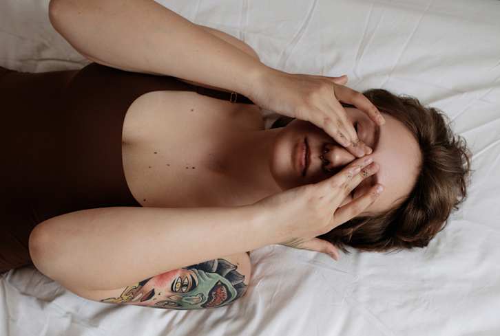 I'm A Neurophysiologist: These 3 Sneaky Factors Are Messing With Your Sleep