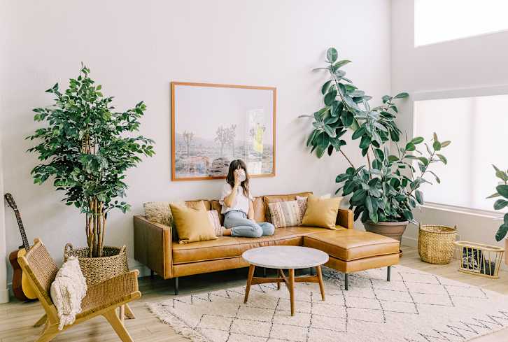 How To Declutter Your Whole Life For More Joy, Ease & Creativity