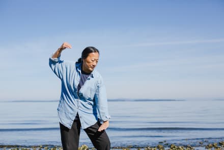 This Easy Exercise Benefits People With Dementia, Study Finds