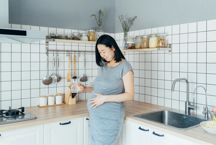 Can You Do Intermittent Fasting During Pregnancy? The Experts Weigh In