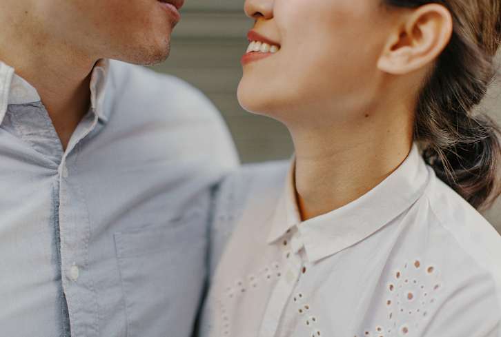 32 Date Night Ideas For Married Couples, Based On What Mood You're In