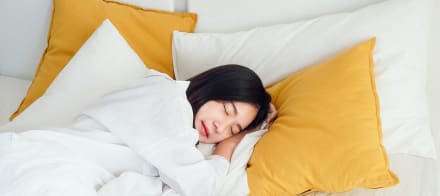 No Matter Your Sleep Position, Here's The Optimal Pillow Position For The Best Snooze