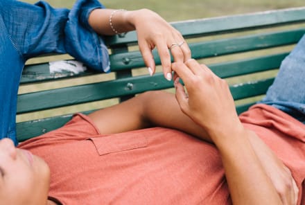 8 Red Flags To Watch Out For In 2025 To Avoid Relationship Disaster