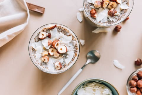 Overnight Oats with Hazelnuts and Chia Seeds