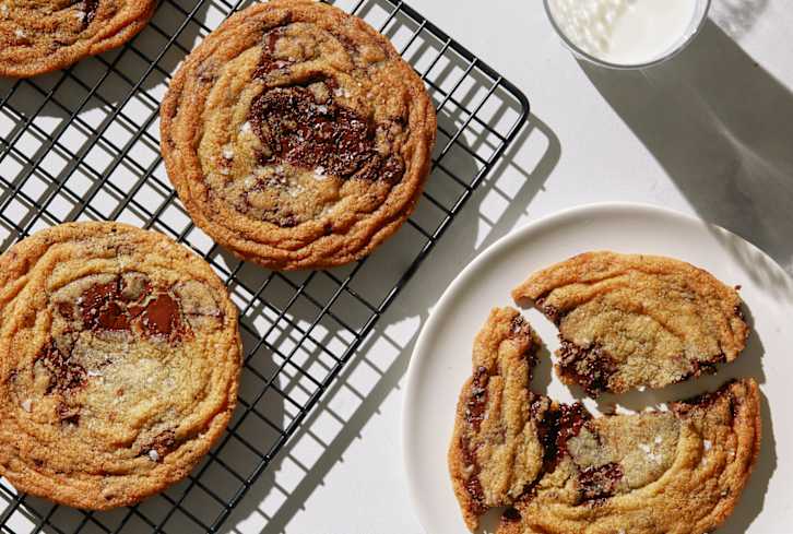 This "Dessert Meditation" Will Transform How You Savor Sweets