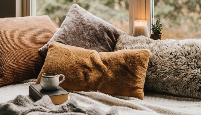 9 Expert-Backed Items To Ease The Winter Transition (Daylight Saving Is Coming) 1