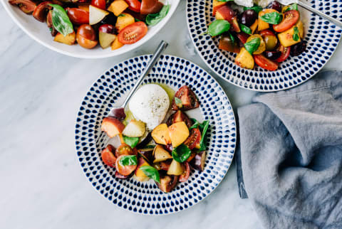 burrata-tomato-stonefruit-keto