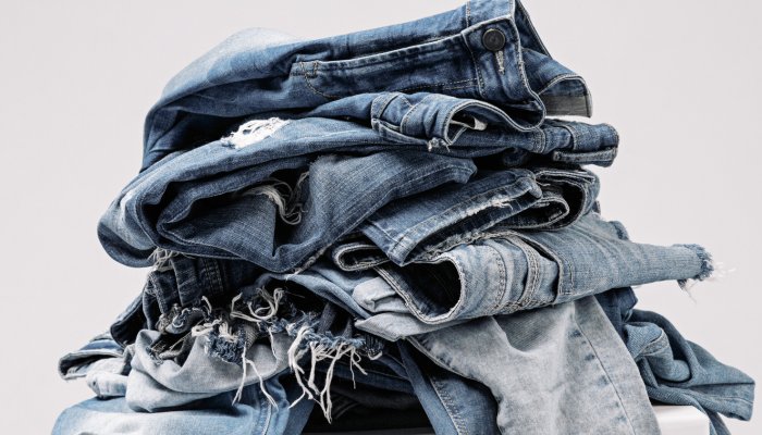 Easy Question, Tricky Answer: How Often Should You Wash Jeans? 1