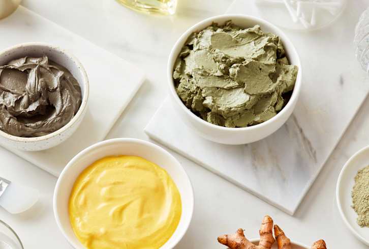 All The Benefits Of Bentonite Clay, Plus How To Use It