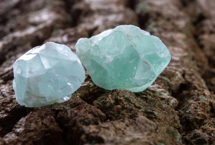 Your Guide To The Luckiest Crystal Of All & How To Use It Wisely