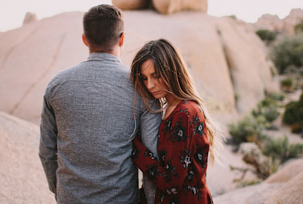 Do You Have Attachment Issues In Relationships? Here's How To Heal Them