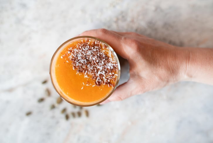 Continue Your Detox With This Vitamin-Packed Spiced Almond Milk