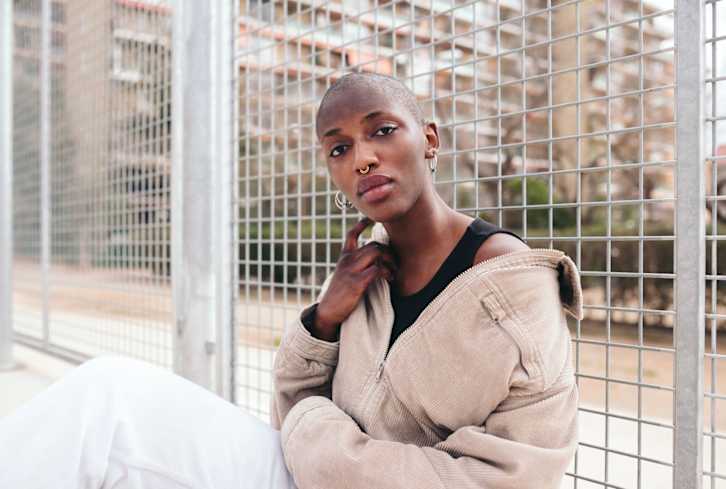 5 Proven Ways To Quiet Down The Negative Thoughts In Your Head
