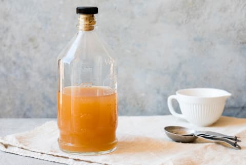 what is apple cider vinegar detox and how does it work?