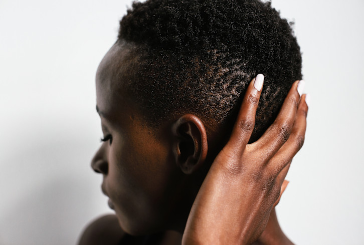 Flakes & Dry Scalp? These DIY Remedies Will Provide Instant Relief