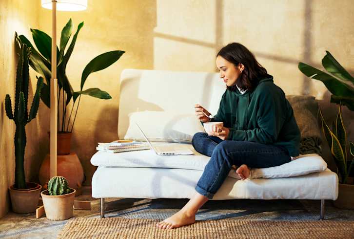 The Best Time Of Day To Take A Multivitamin Might Not Be When You Think