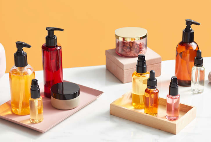 A Hormone-Balancing Essential Oil Blend To Use All Spring Long