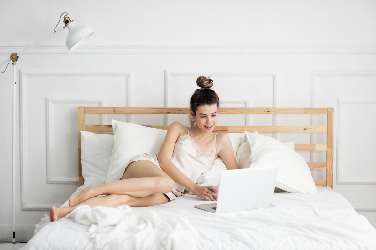 1200px x 800px - What Is Ethical Porn? How To Spot It + 11 Places To Watch | mindbodygreen