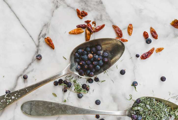 Natural Diuretics: Your New Go-To Remedy For Bloat & PMS