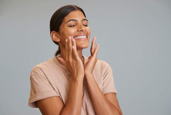This Cleansing Tweak Will Make Your Dry, Chapped Winter Skin Very Happy