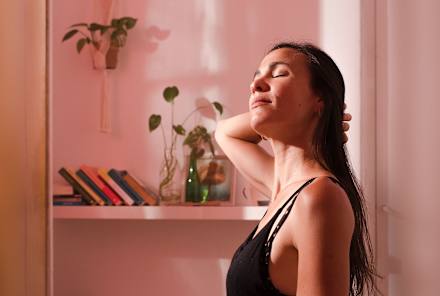 Science-Backed Ways To Address These 6 Common Menopause Symptoms