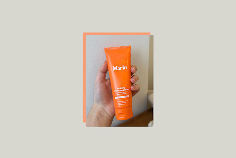 Jamie using Marin's Soothing Hydration Ceam