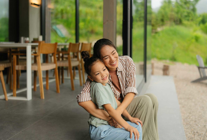 How To Help Your Kids Foster Gratitude Daily, From A Psychologist