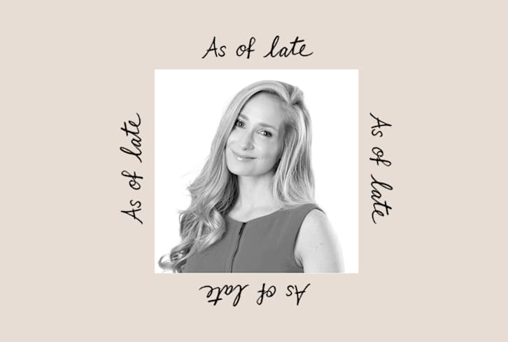 A Top Derm On Skin Cycling, Retinol & Her Fave Vitamin C Serum