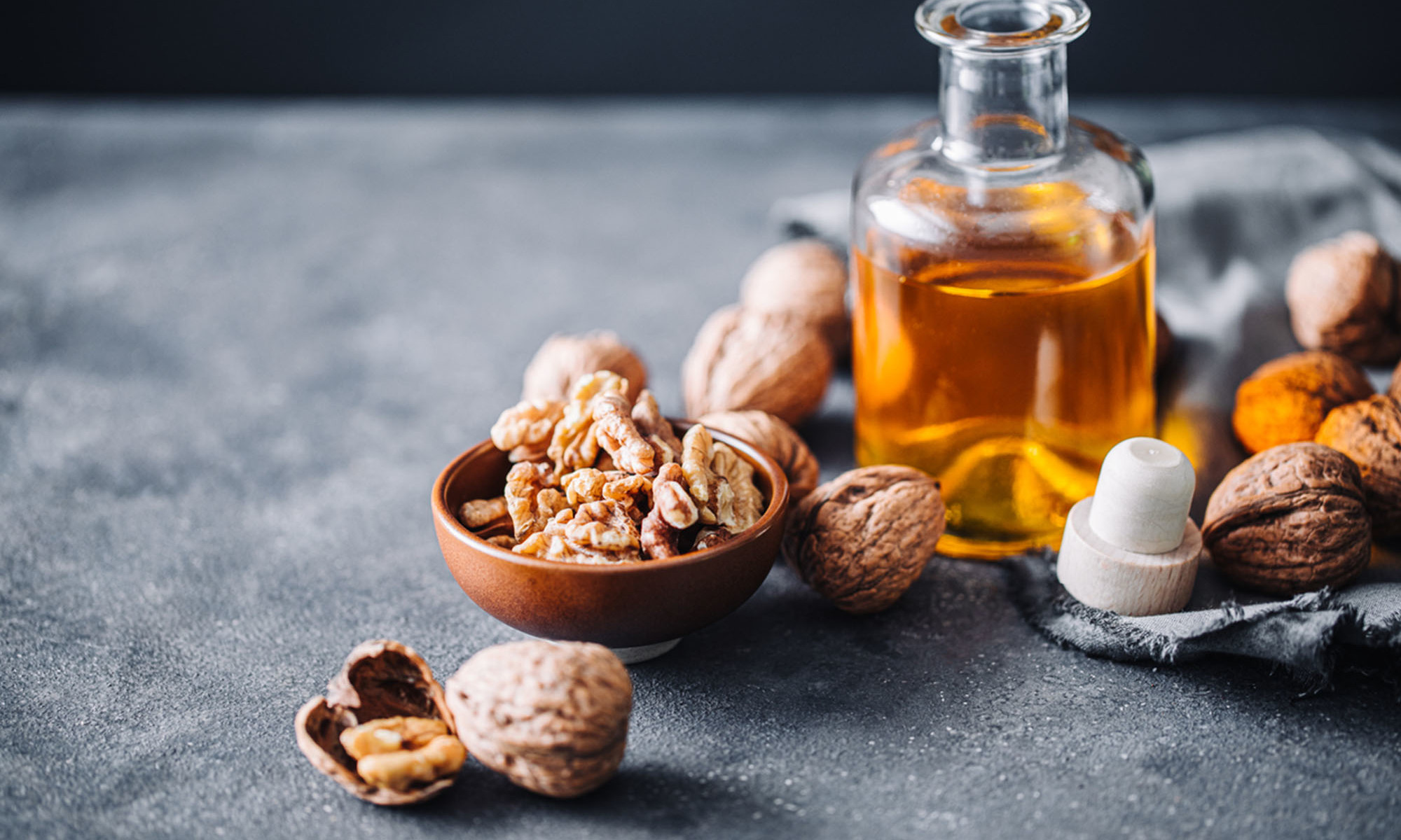Walnut oil: the noblest of antioxidant oils