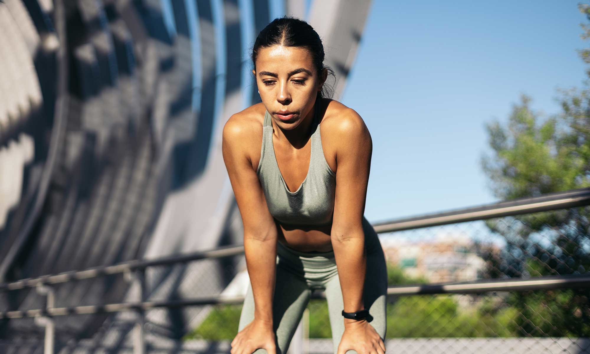Is Your VO2 Max Low? Here’s 3 Signs It Could Be, From An Expert