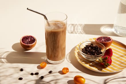 This Iced Mocha Recipe Is Sugar Free & Great For Skin