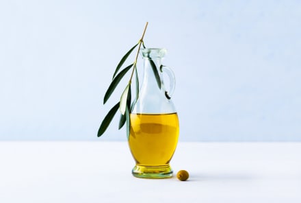 When To Use Extra-Virgin Olive Oil — And When You Can Get Away With Regular