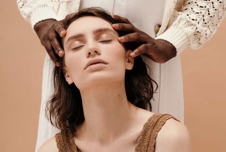 This Healing Brain Wave Chills Us Out: How To Tap Into It, From Neuroscientists