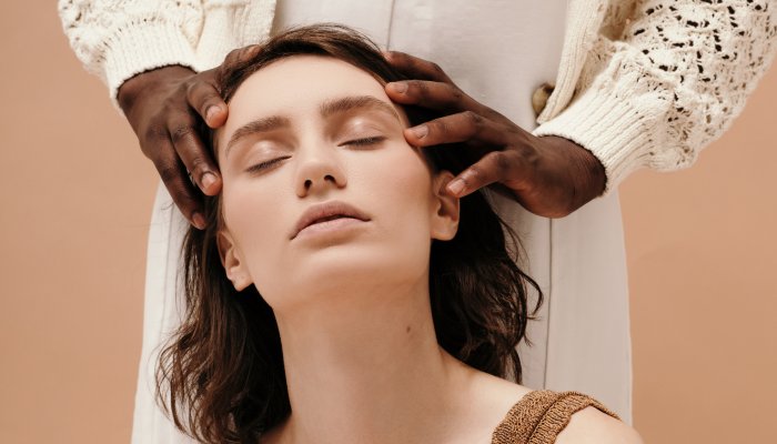 3 Scalp Massage Tips To Reduce Anxiety & Encourage Hair