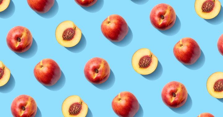 Peaches Vs Nectarines The Difference How To Pick Ripe Ones