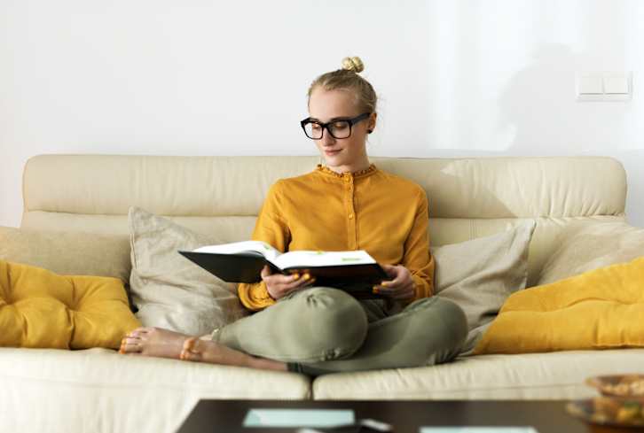 Intellectual Foreplay Is A Thing: 16 Ways To Turn On A Sapiosexual