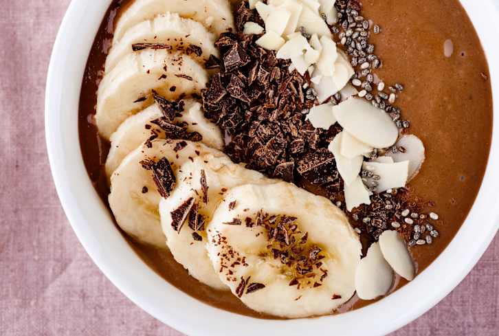 An Energizing Morning Smoothie (That'll Actually Keep You Going Until Lunch)