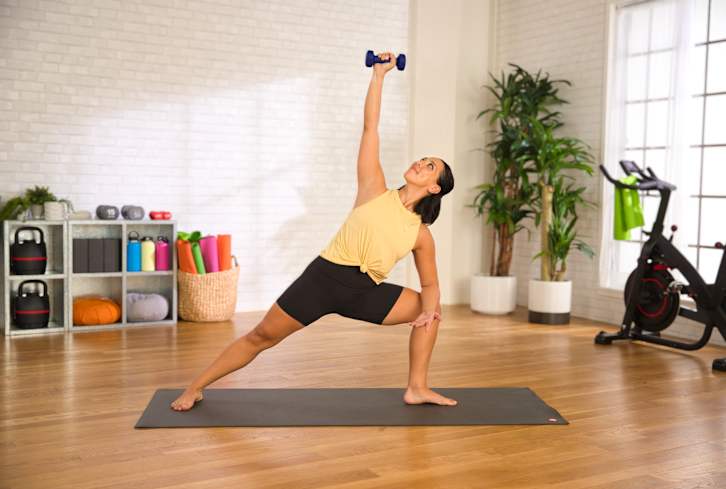 This 15-Minute Workout Is The Perfect Way To Energize Your Body & Mind