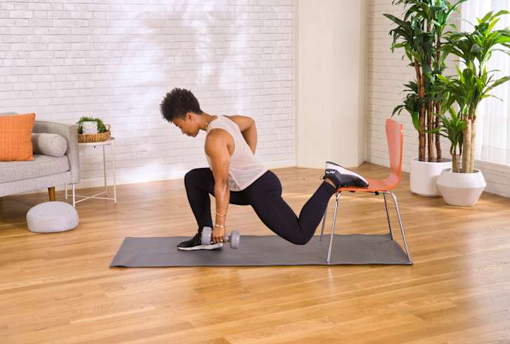Strengthen Your Leg Muscles *Way* More Effectively With This Quick Home Workout